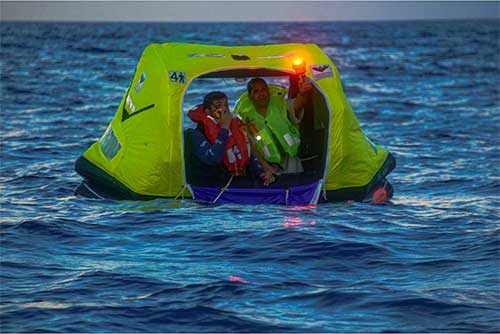 Feu de detresse electronique Ocean Signal EDF2