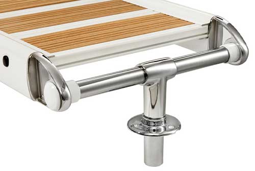 Detail fixation et main courante en option